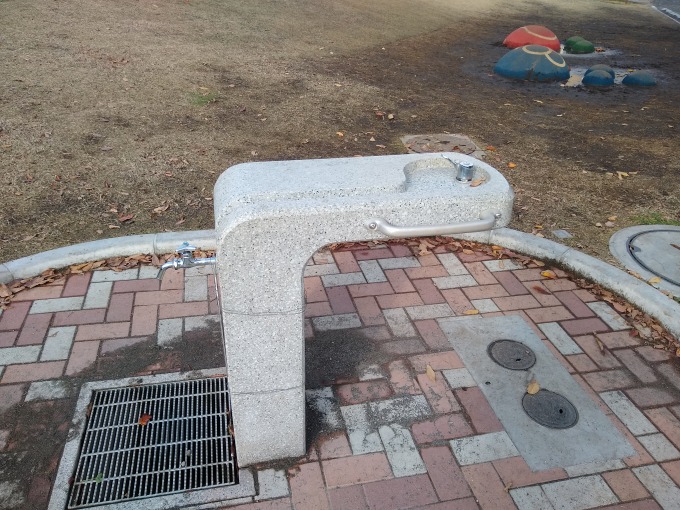 綱島東2丁目公園水飲み場
