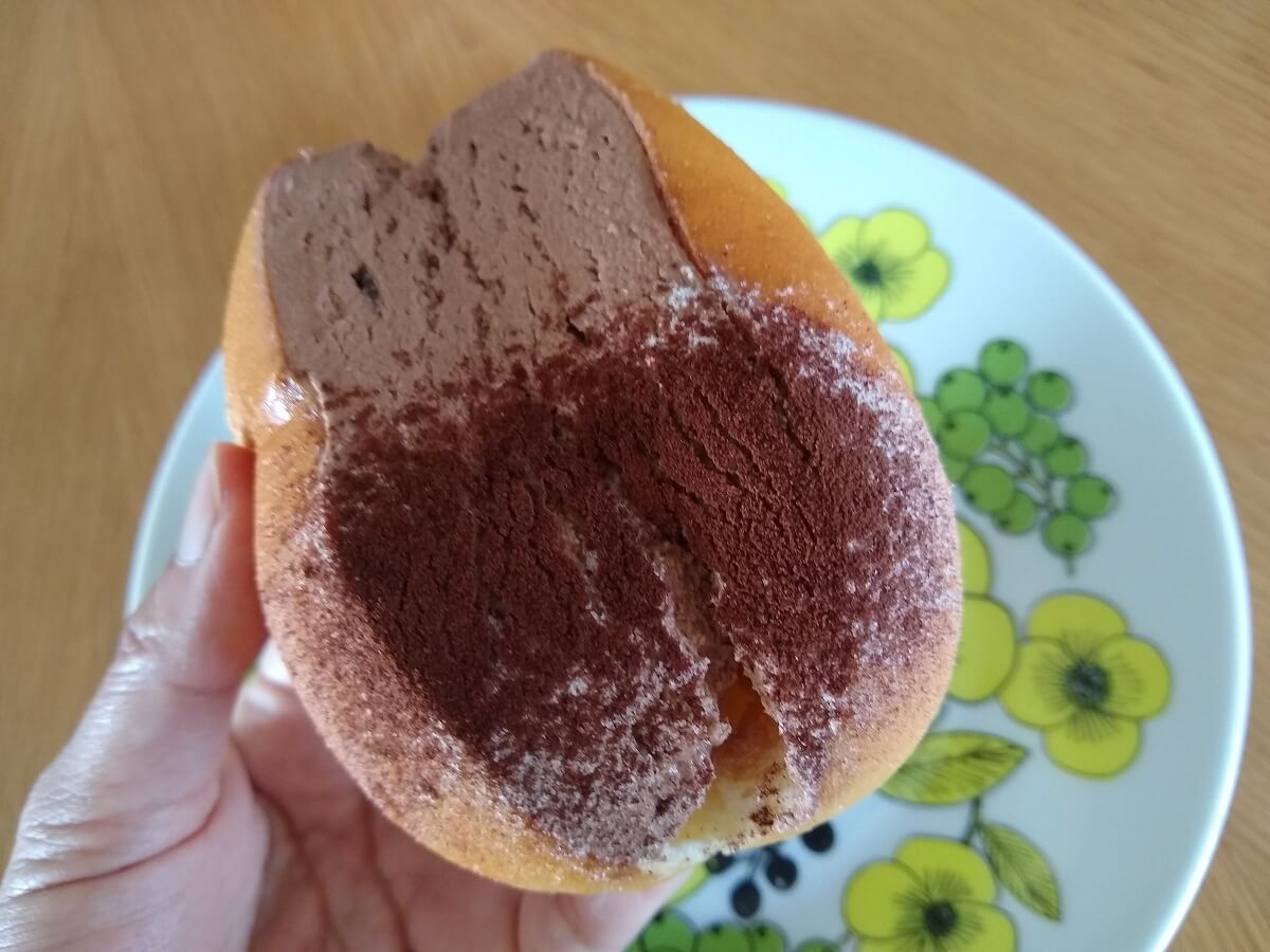 パンの田島たっぷリッチコッペチョコクリーム
