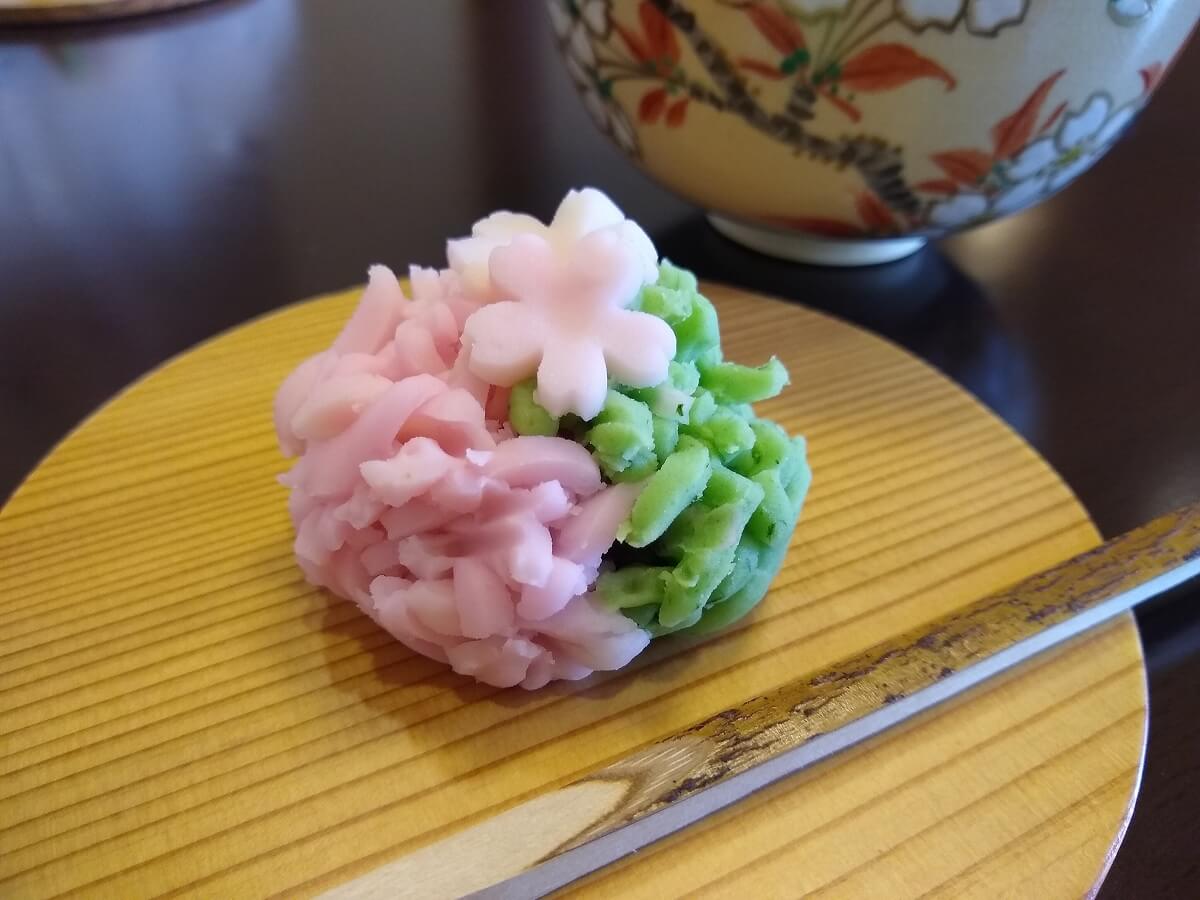 綱島京料理福們の和菓子