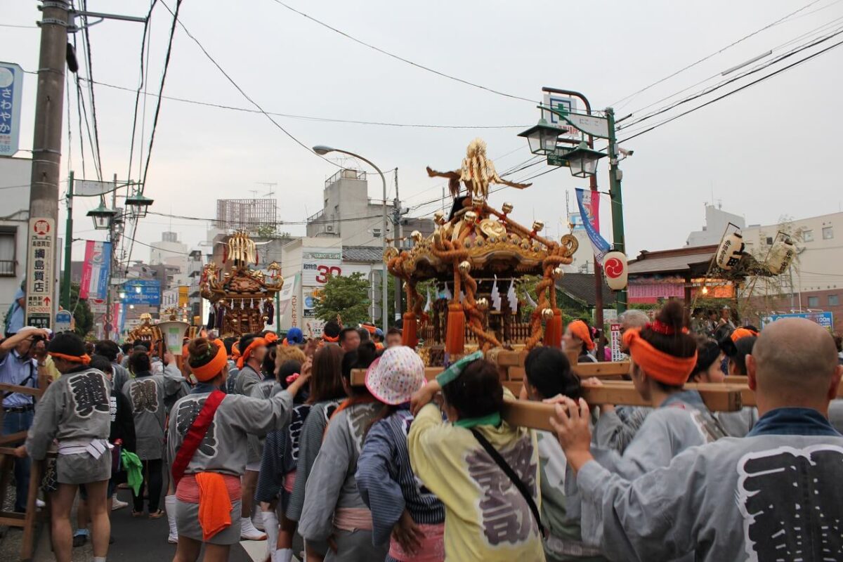 綱島諏訪神社例大祭6町合同（2013年）