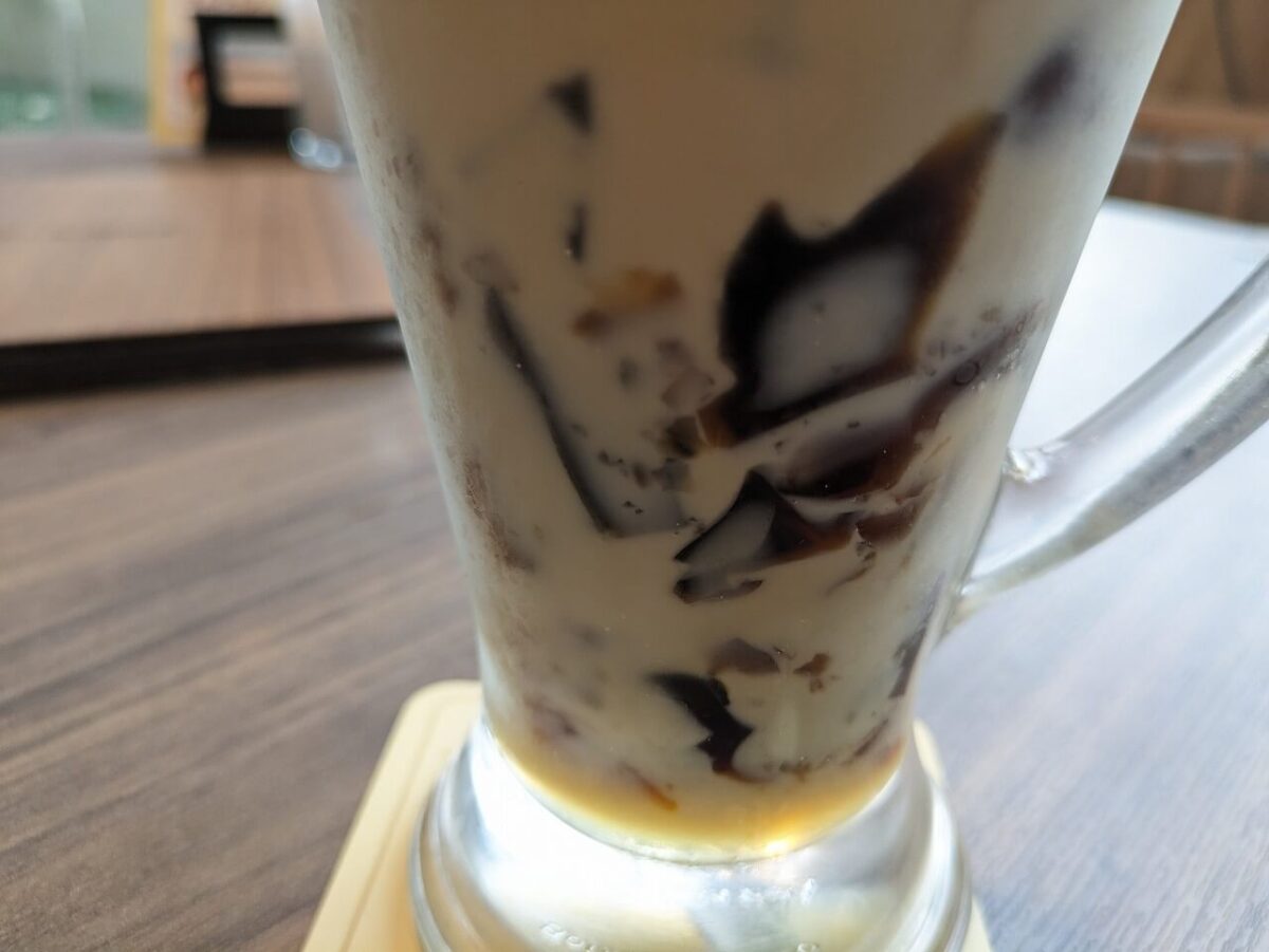 ドトール珈琲店　ゼリー入りカフェオレフロート