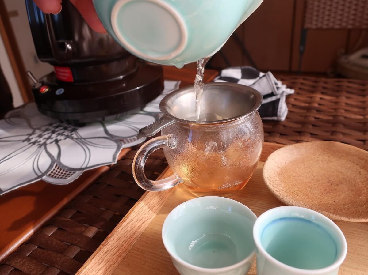 マナミニョンヌ台湾茶カフェセット