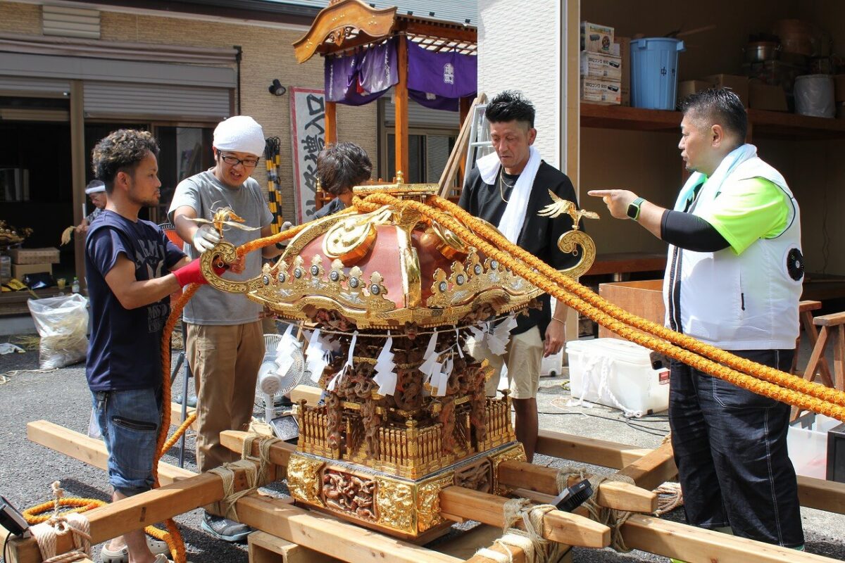 中町神輿準備