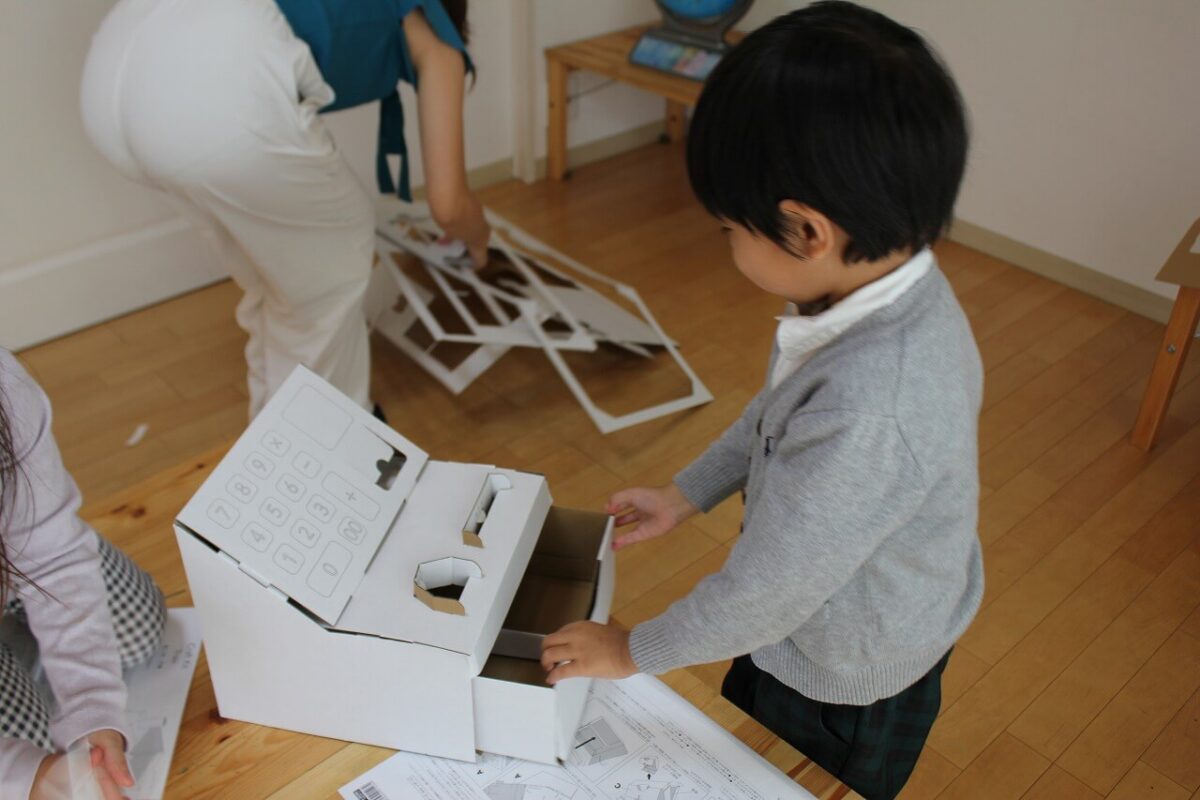 リトルモンテギフトスクール幼児クラス体験レッスン(こどもかいぎ)