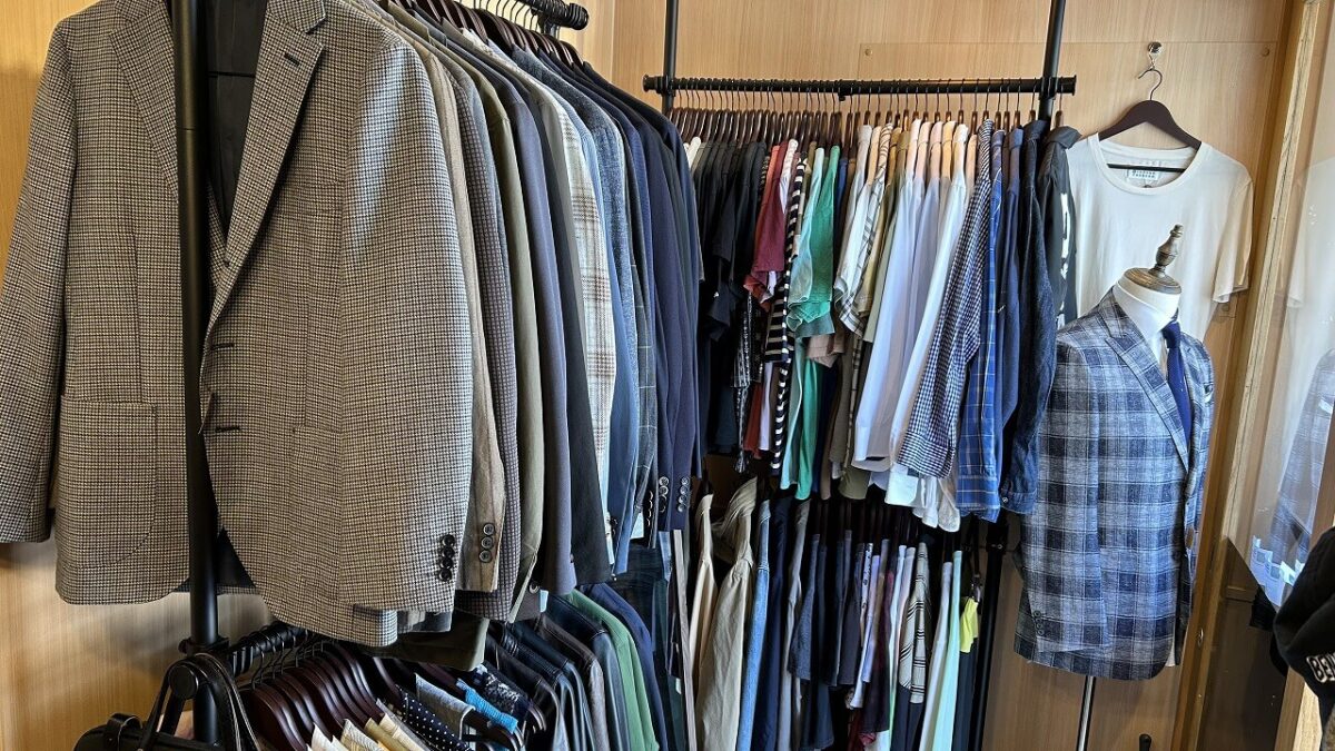 NINE ROVER古着屋店内