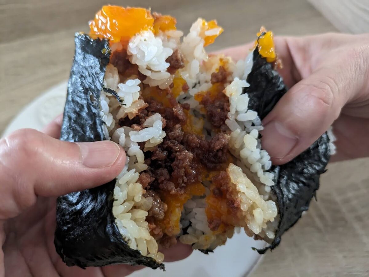 卵黄の醬油漬け+肉そぼろ