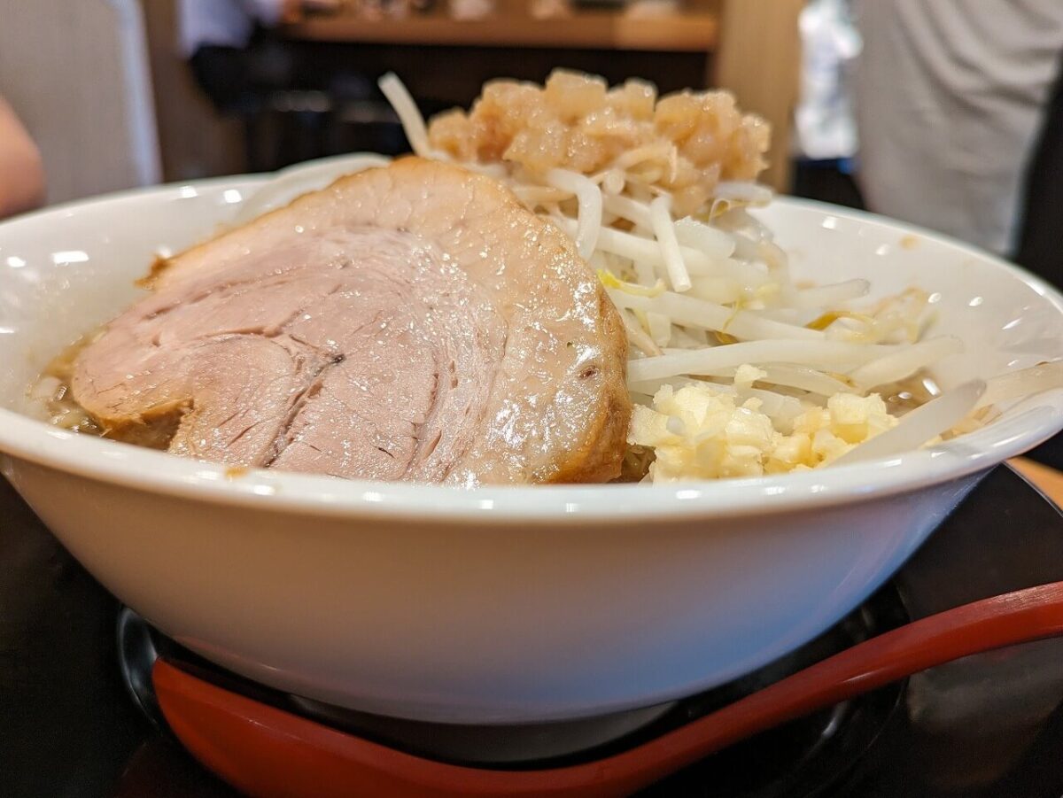 銀家綱島店のミニラーメン(野菜マシ)