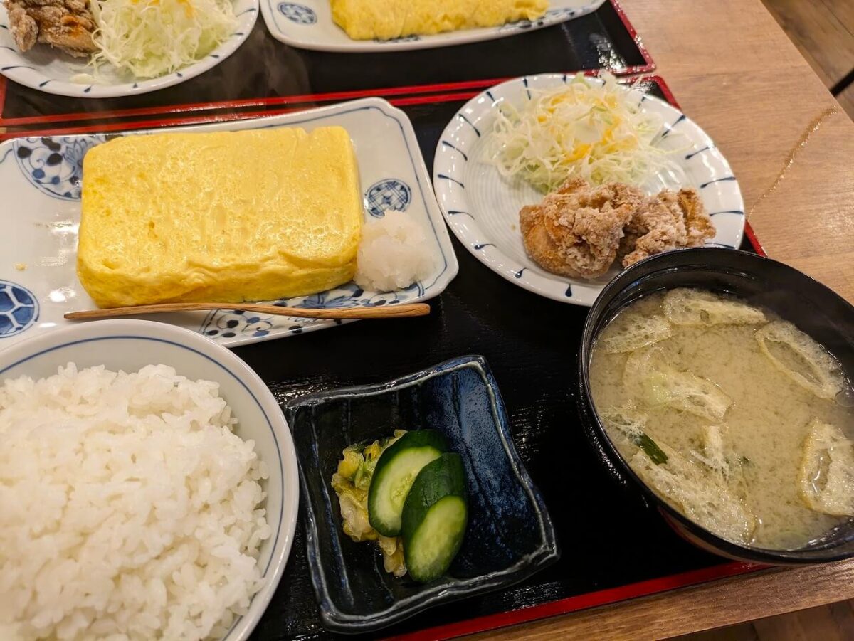 鳥平ちゃん綱島西口店出汁巻き玉子定食
