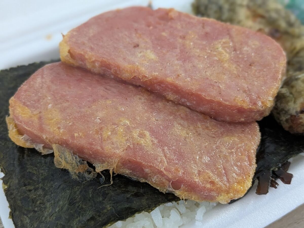 けいゆー（のり・ポークミート弁当）