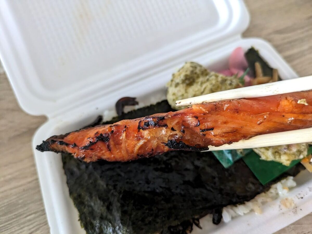 けいゆー（のり・さけ弁当）