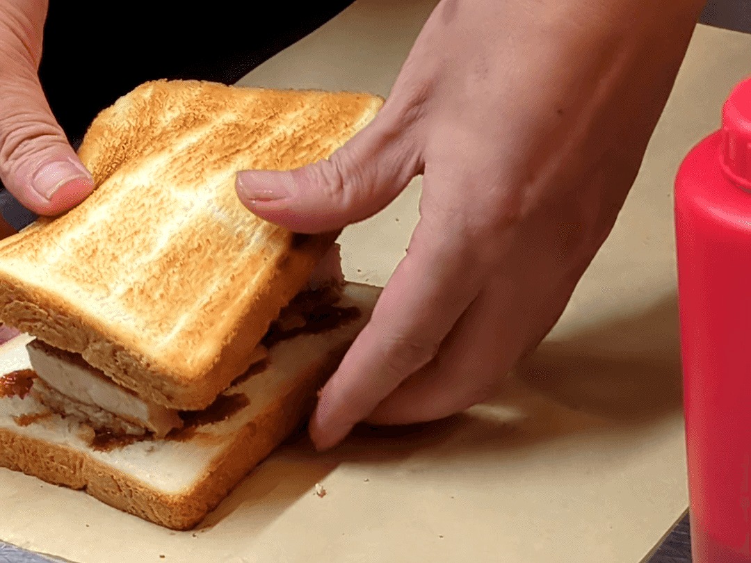 ステイブラー日吉ポークサンド作り方