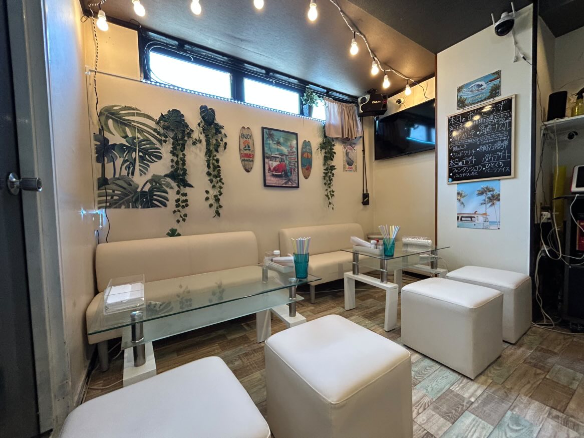 カフェnine店内