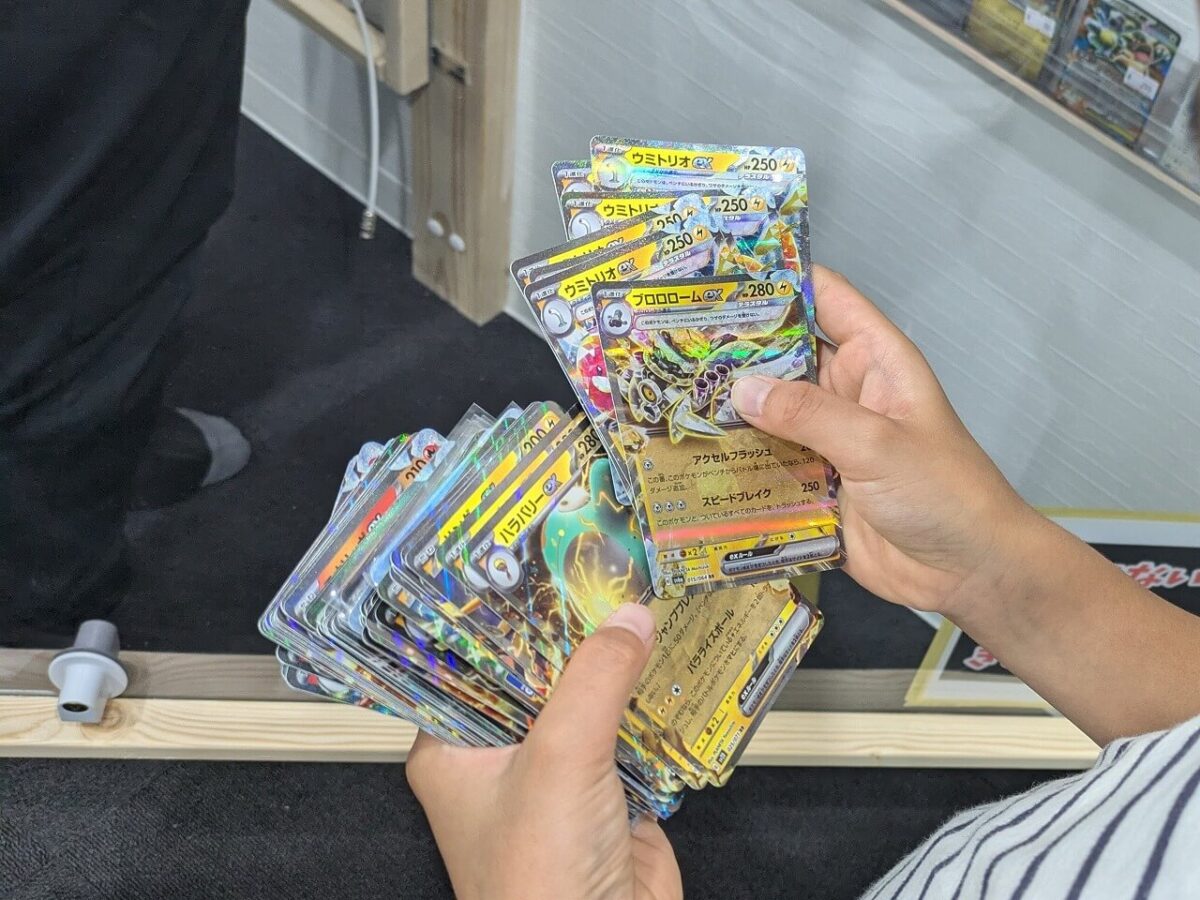 トレステ綱島でポケカ買い物中