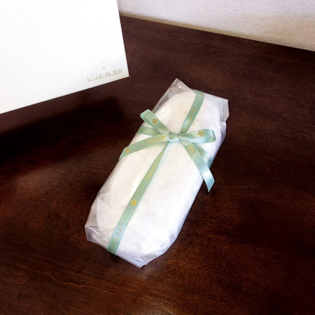 クリスマスケーキ2025日吉ルメルシエ(シュトーレン)