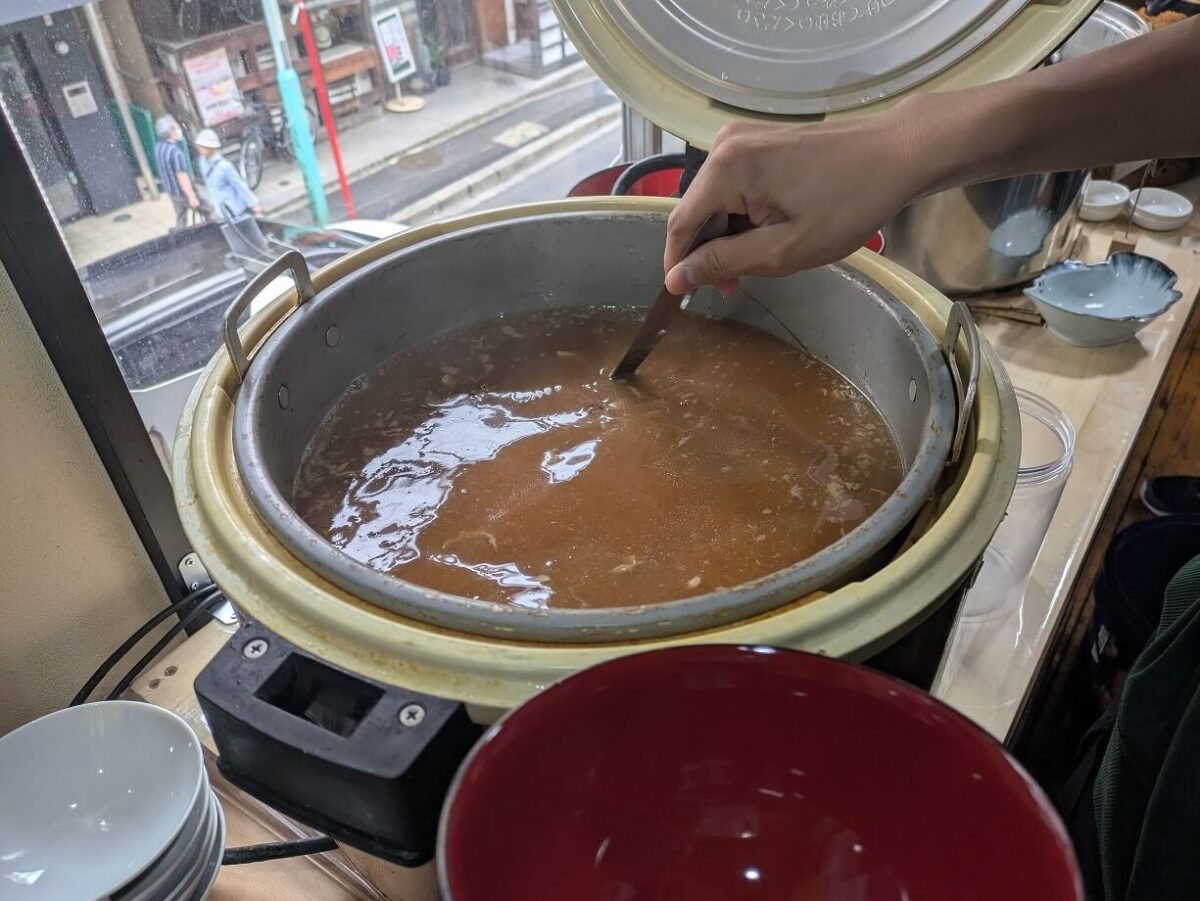早鈴直売所土日限定食べ放題(あら汁)