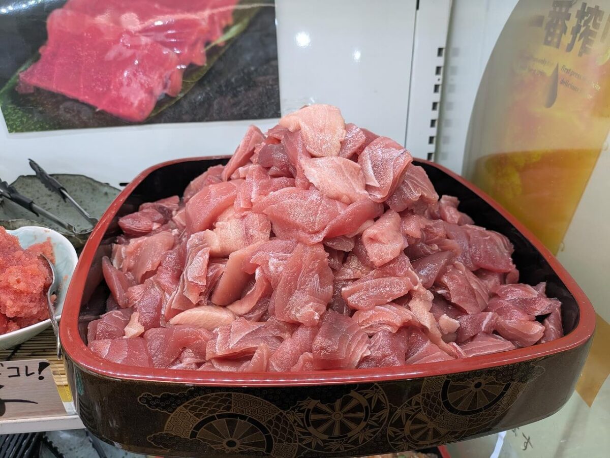 早鈴直売所土日限定食べ放題(マグロ刺身)