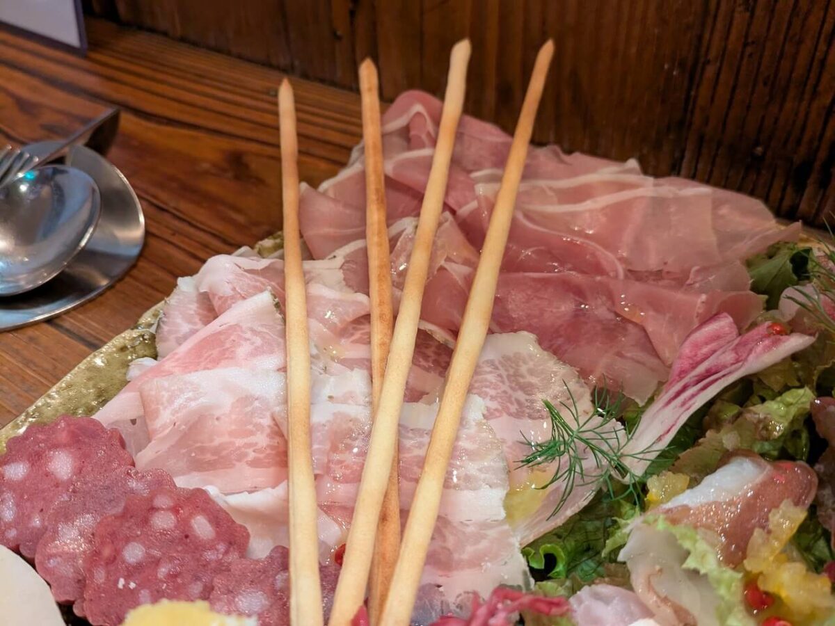 ピウアルトのアラカルトランチ前菜盛り合わせ