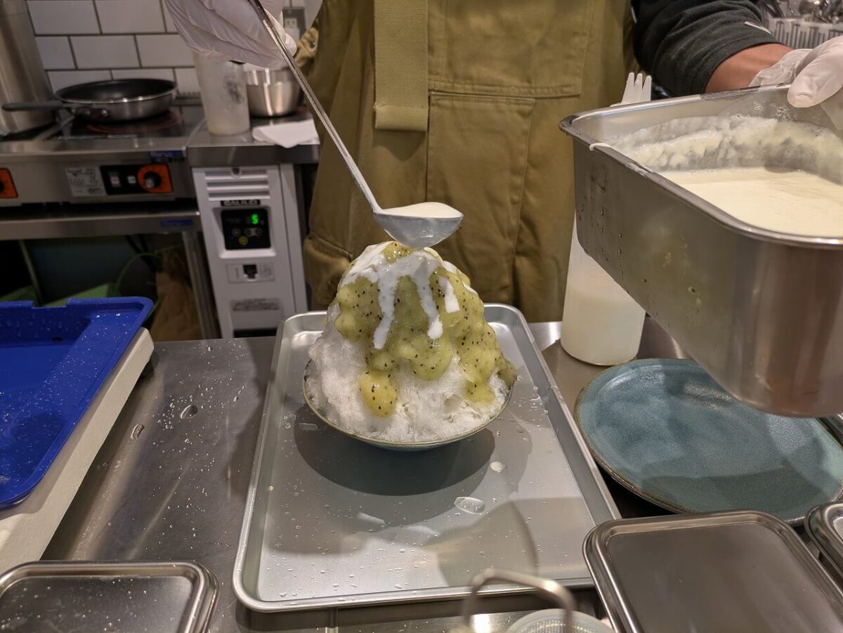 三階は製氷室。キウイのかき氷