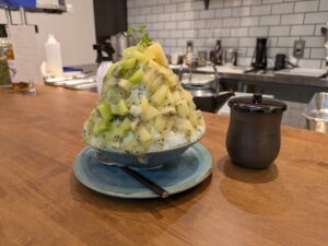 三階は製氷室。キウイのかき氷