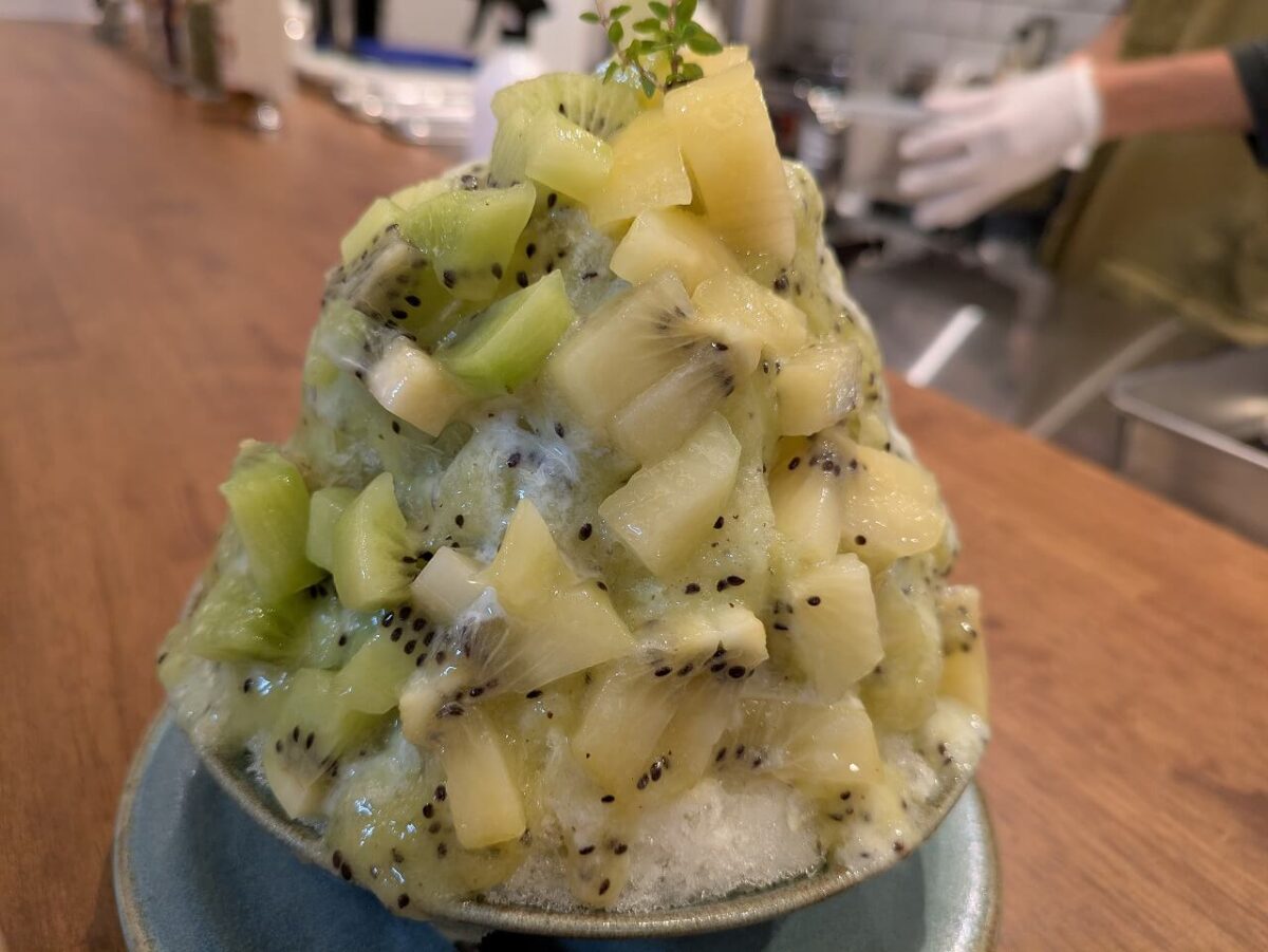 三階は製氷室。キウイのかき氷