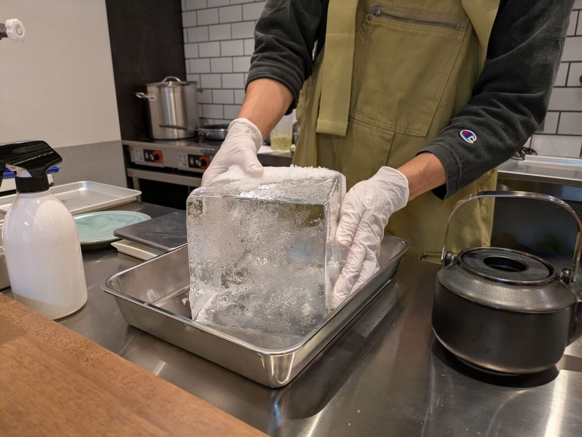 三階は製氷室。