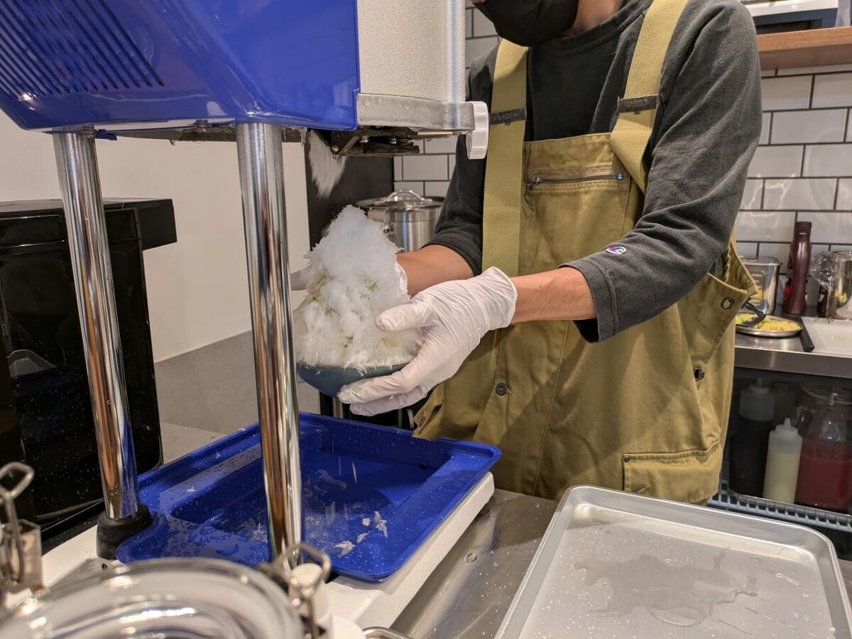 三階は製氷室。キウイのかき氷