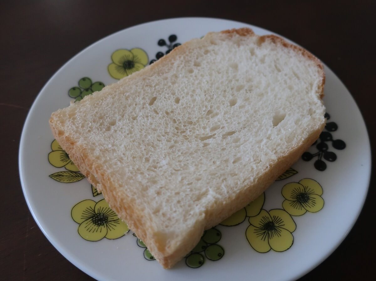 大倉山トースティーショップ食パン